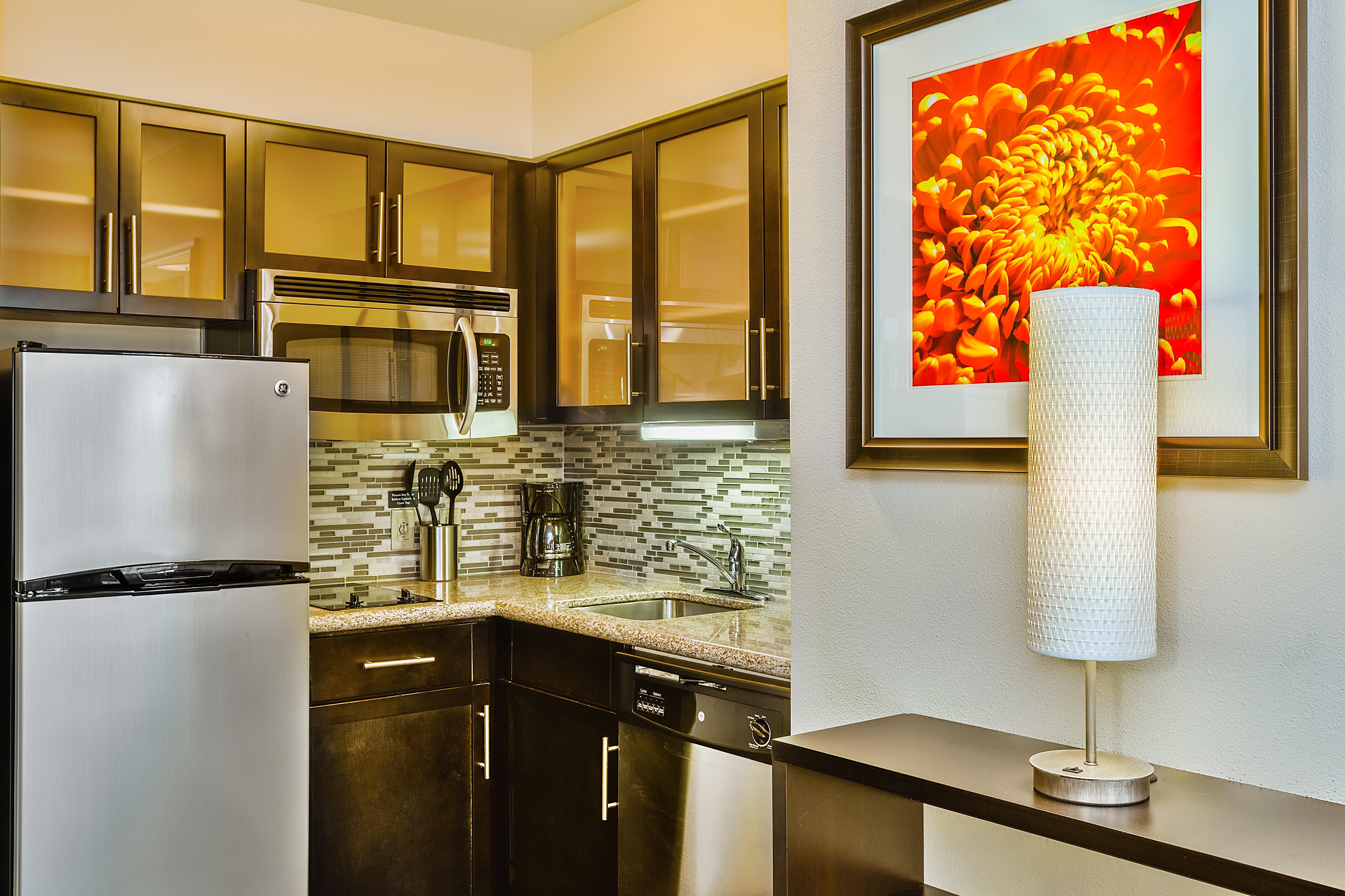 Staybridge Suites Bismarck By Ihg Exteriör bild