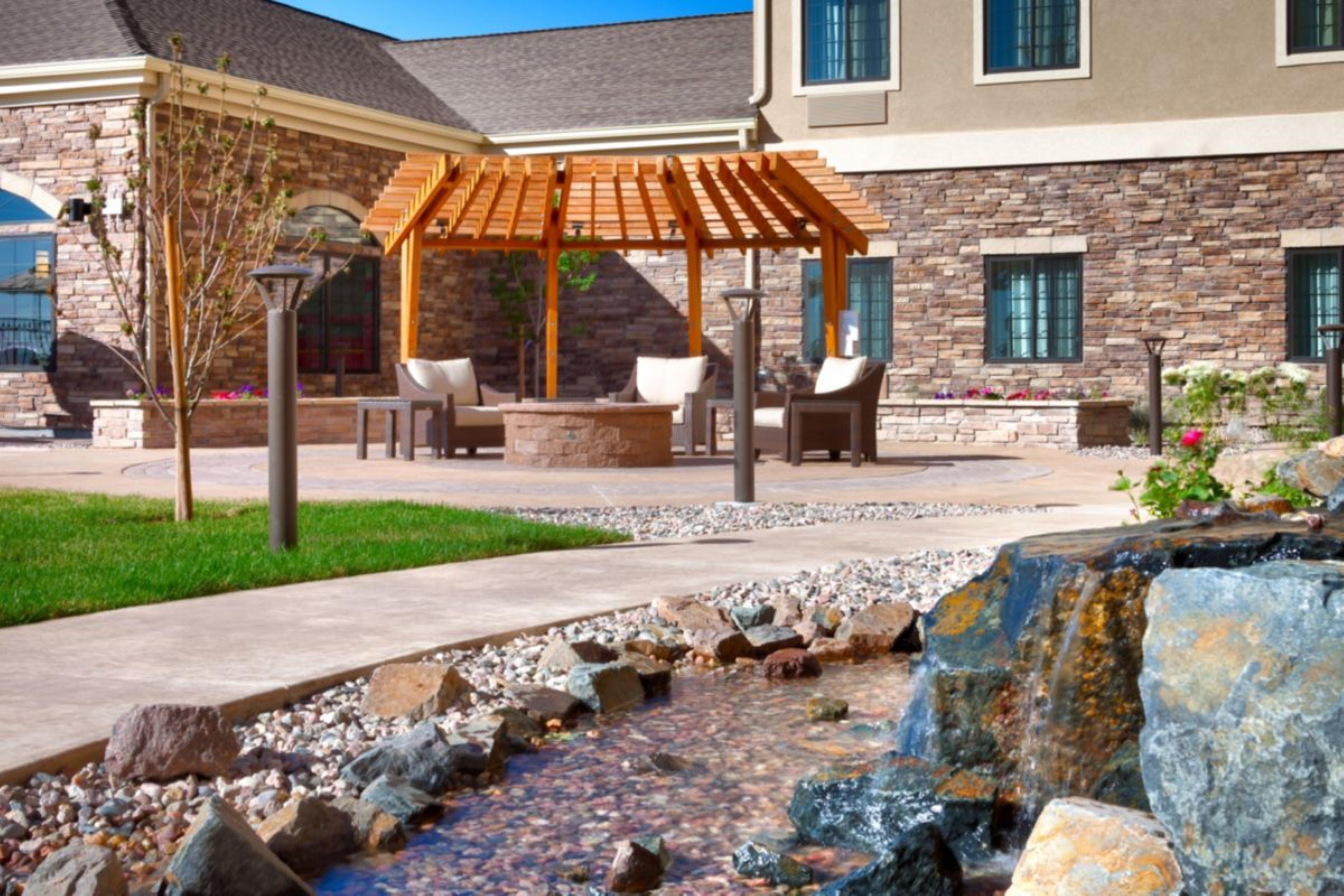 Staybridge Suites Bismarck By Ihg Exteriör bild