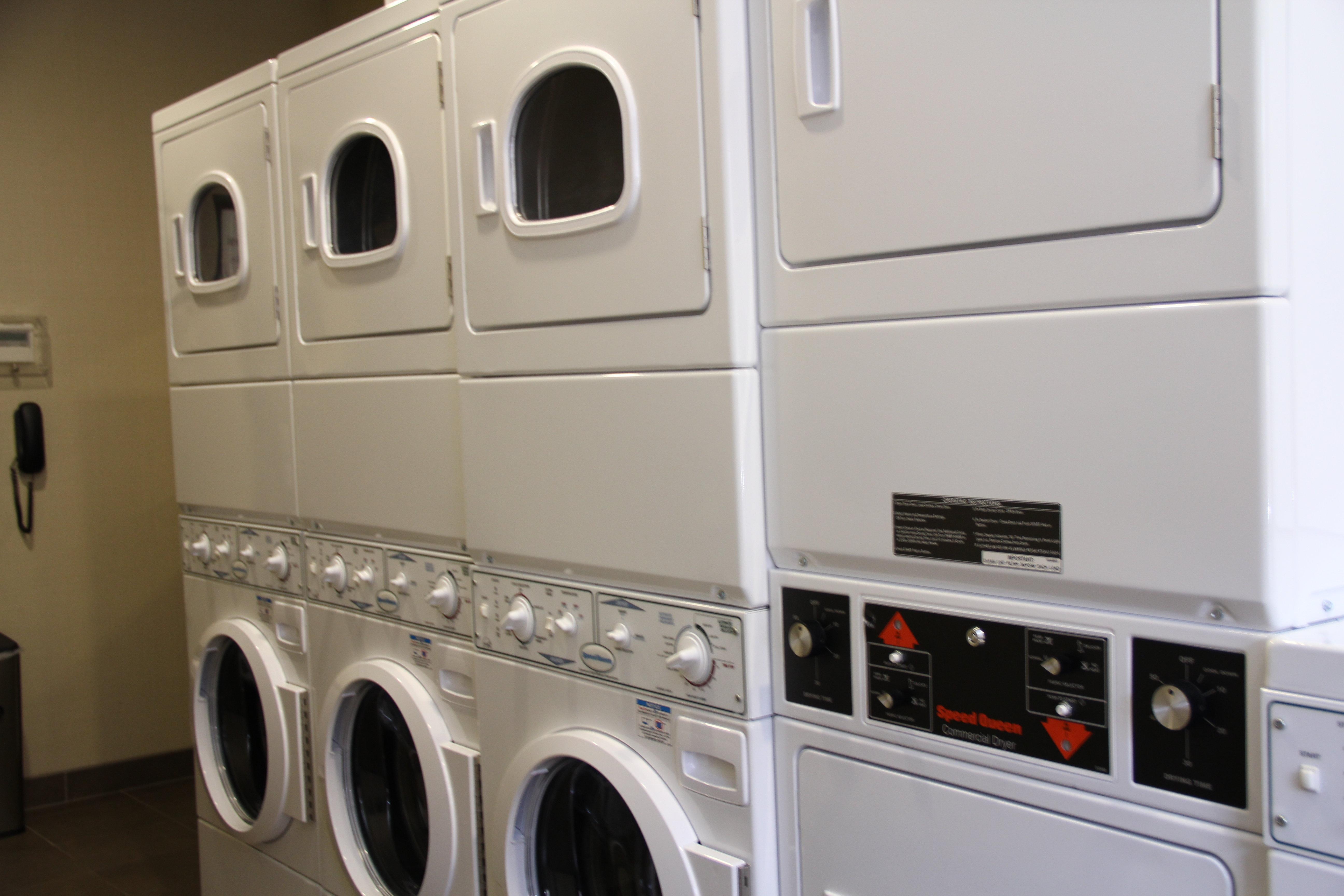 Staybridge Suites Bismarck By Ihg Exteriör bild