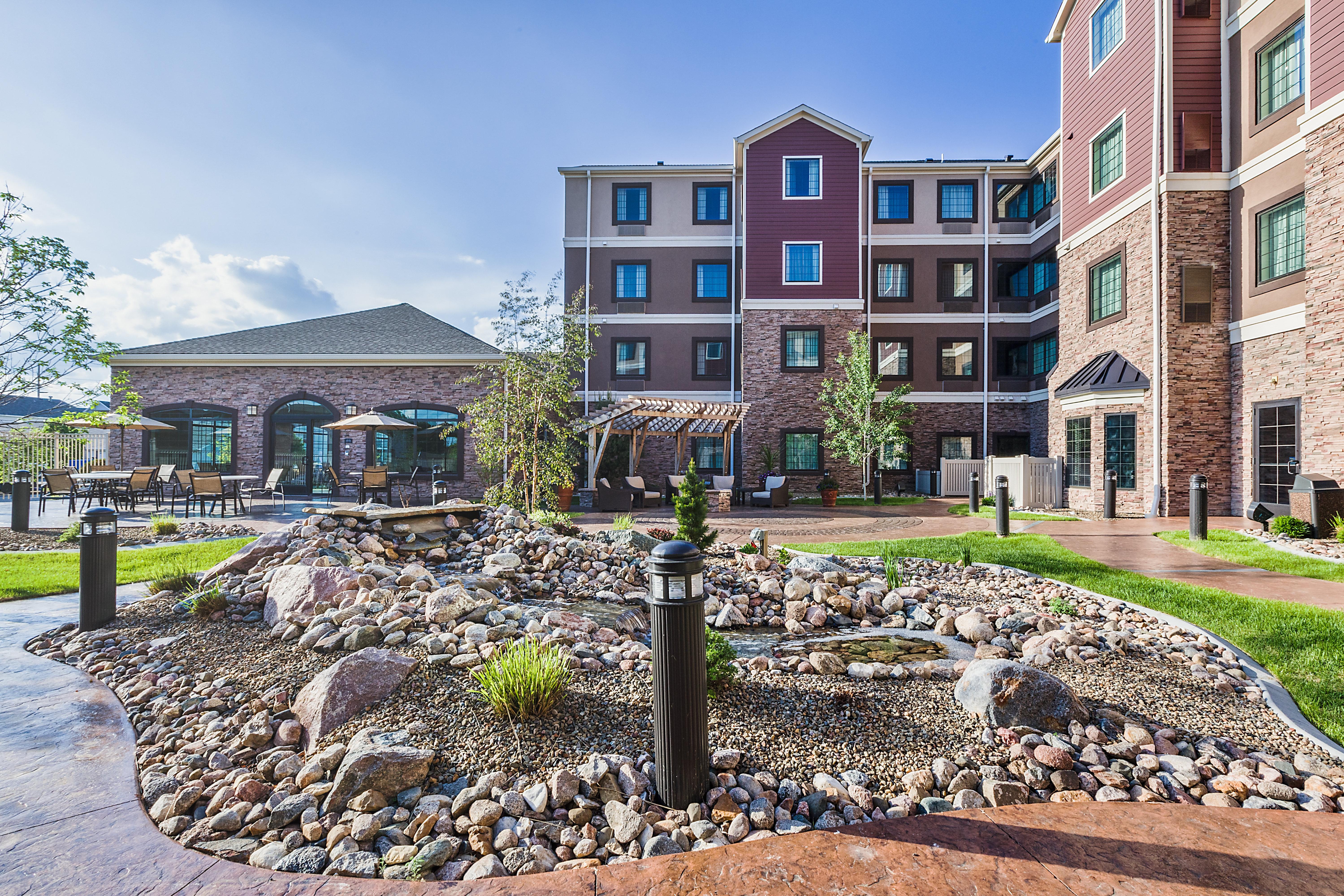 Staybridge Suites Bismarck By Ihg Exteriör bild