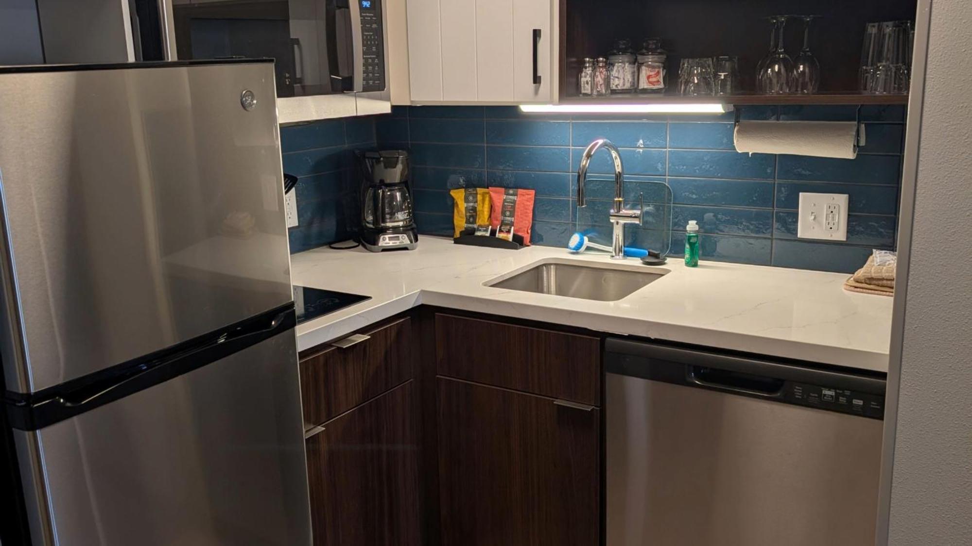 Staybridge Suites Bismarck By Ihg Exteriör bild