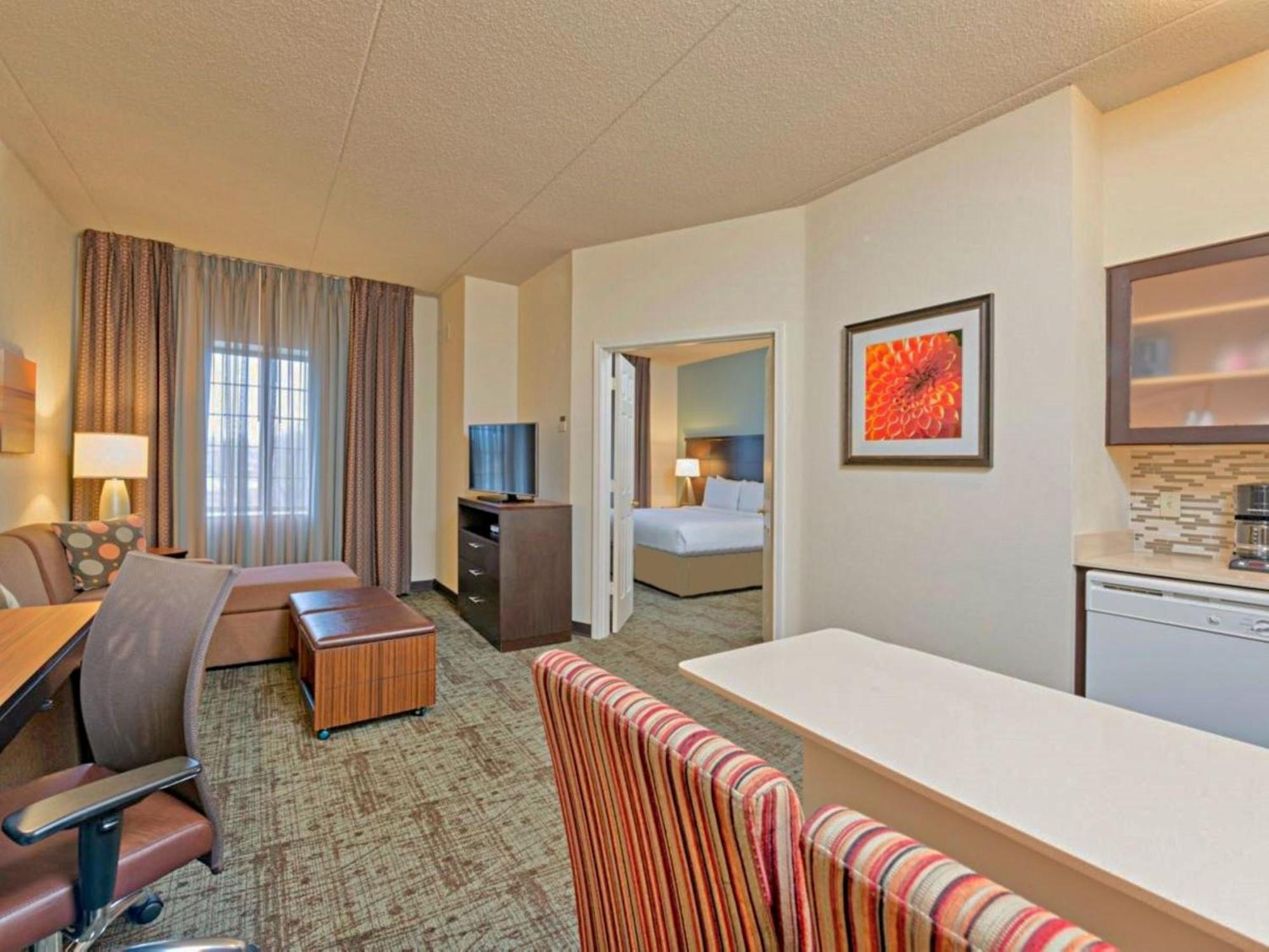 Staybridge Suites Bismarck By Ihg Exteriör bild