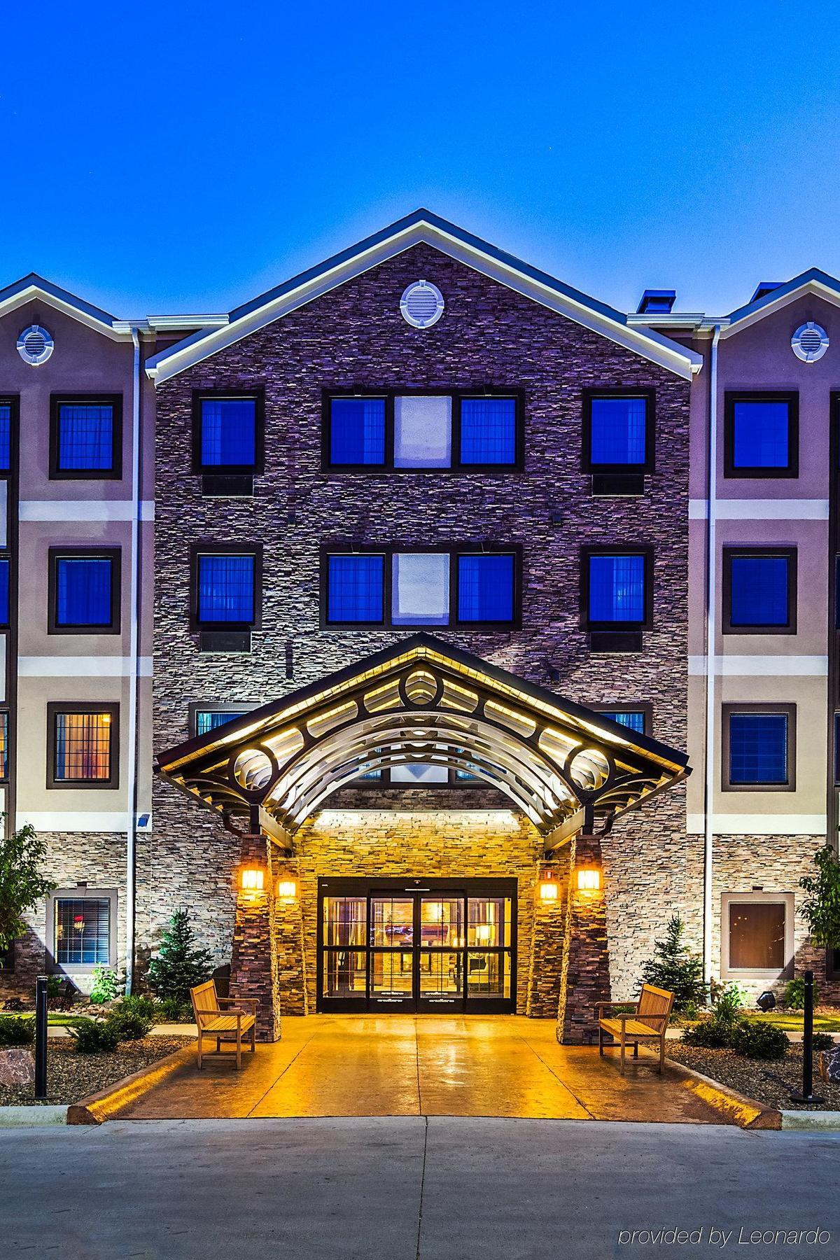 Staybridge Suites Bismarck By Ihg Exteriör bild